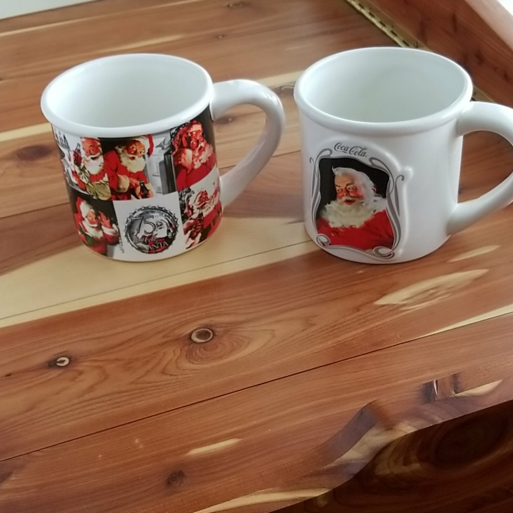 NWOB EUC 75th Commerative Coke Mugs (2)